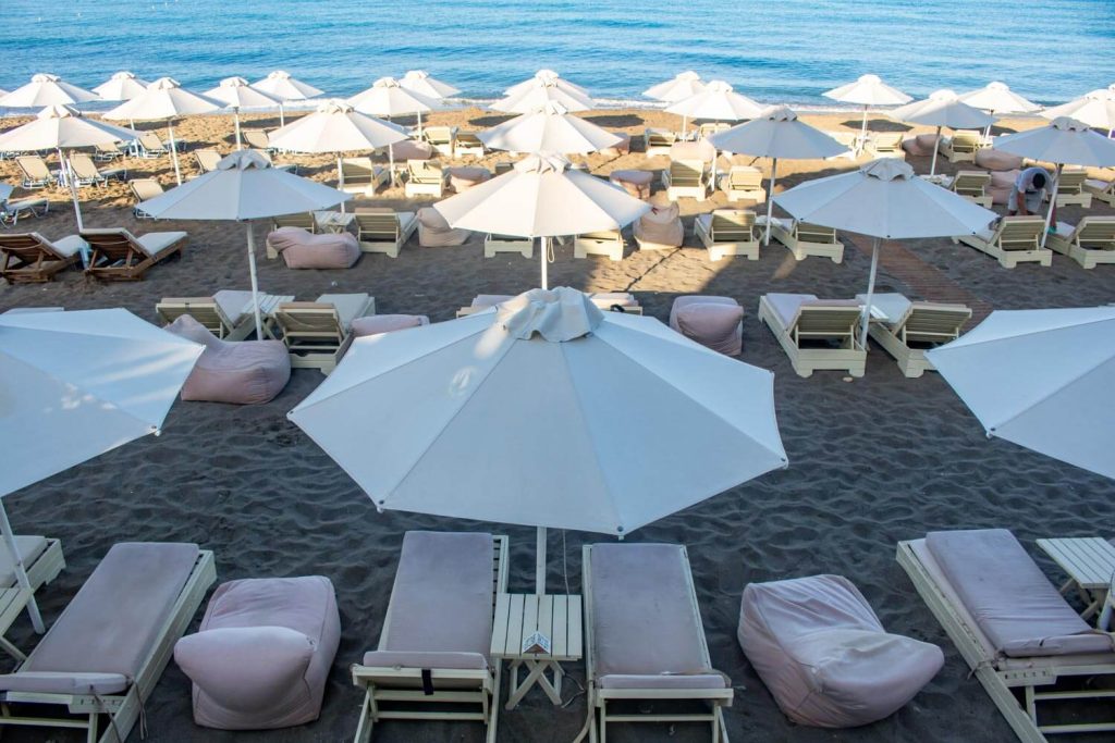 Agios Gordios Beach