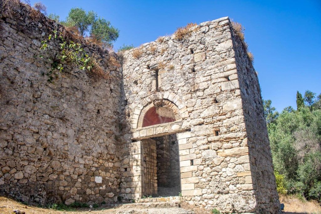 Gardiki Castle Gardiki Castle