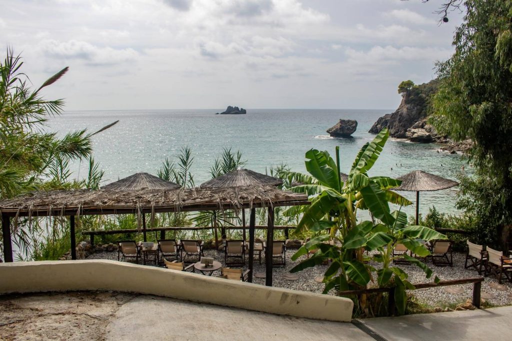 Gialiskari Beach - Sinarades Gialiskari Beach - Sinarades