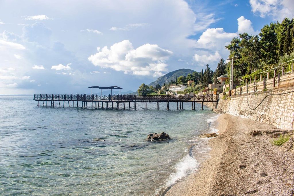 Beach and pier next to the Kaiser's Bridge