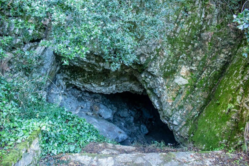 Anthropograva Cave Anthropograva Cave