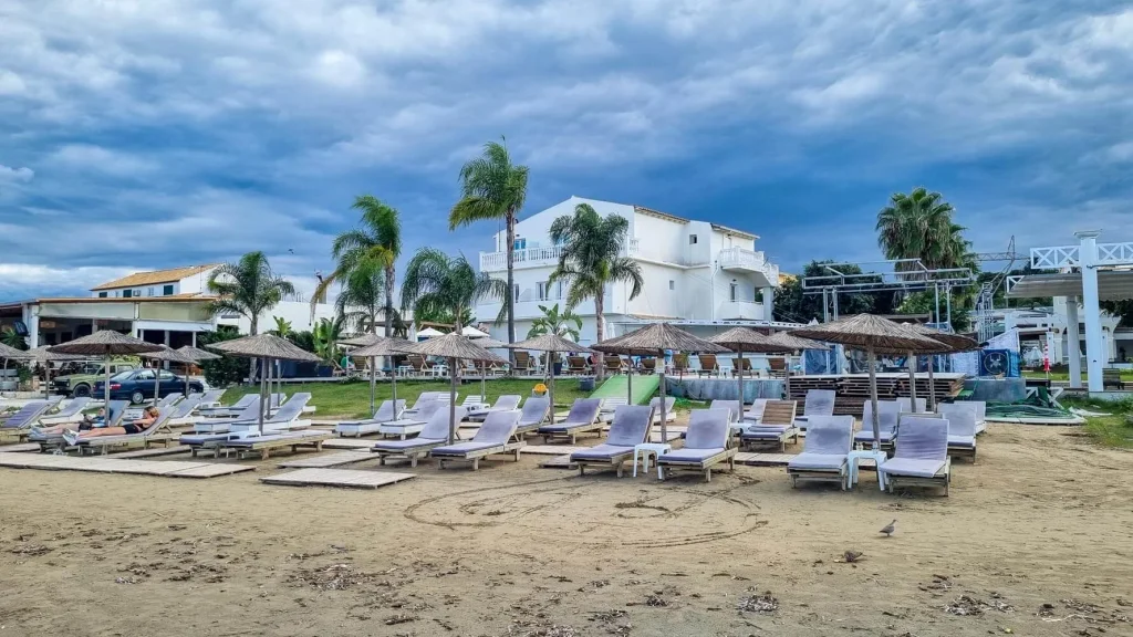 kavos beach corfu 6 1024x576